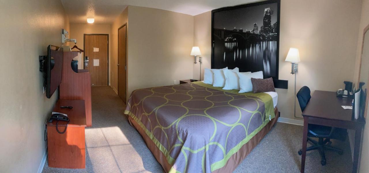Hotel Super 8 By Wyndham Chisago City